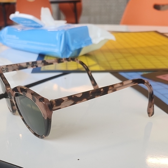Warby Parker Brown Tortoise Frames - Picture 5 of 10